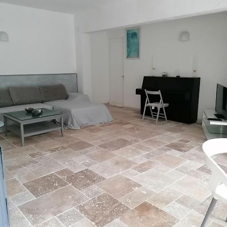 Charmant Rez De Villa Climatise Renove, 90M2 Avec Parking Cassis Exterior photo