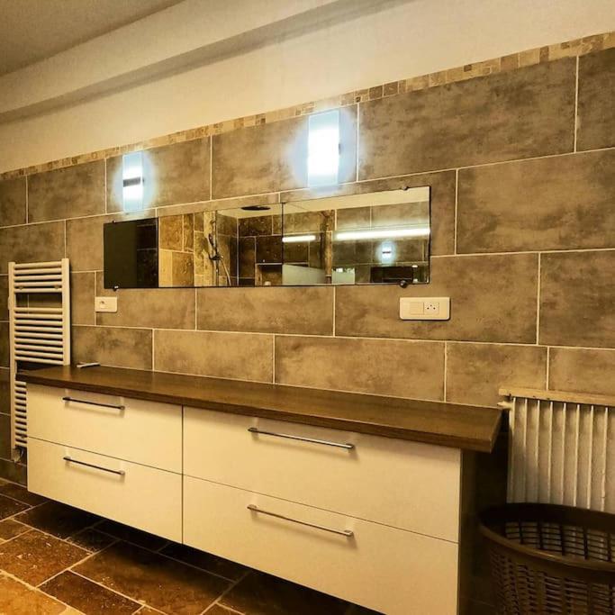 Charmant Rez De Villa Climatise Renove, 90M2 Avec Parking Cassis Exterior photo