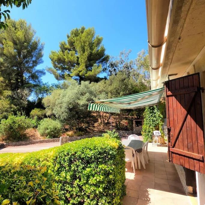 Charmant Rez De Villa Climatise Renove, 90M2 Avec Parking Cassis Exterior photo